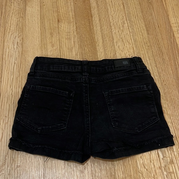 Brand is RSQ bought at Tillys, size is kids 12, color is black. - Picture 2 of 2